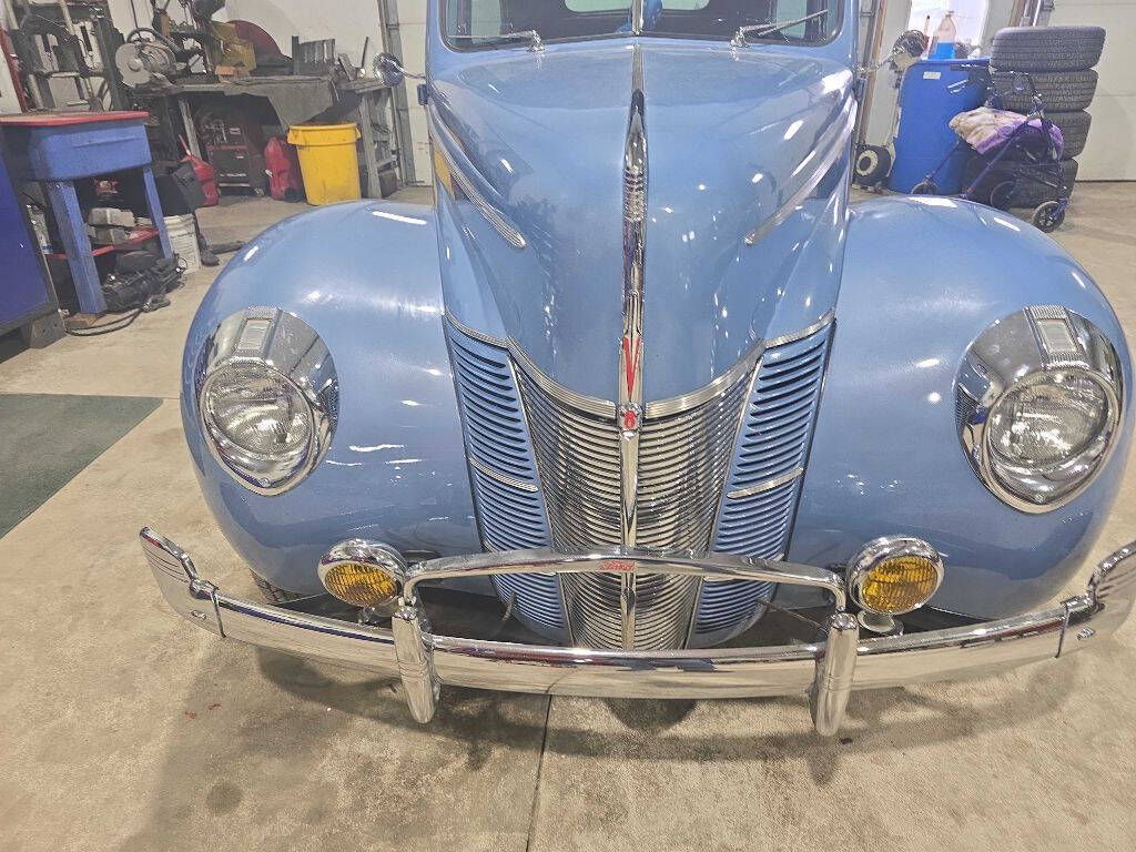 1940 Ford DELUXE V8 5