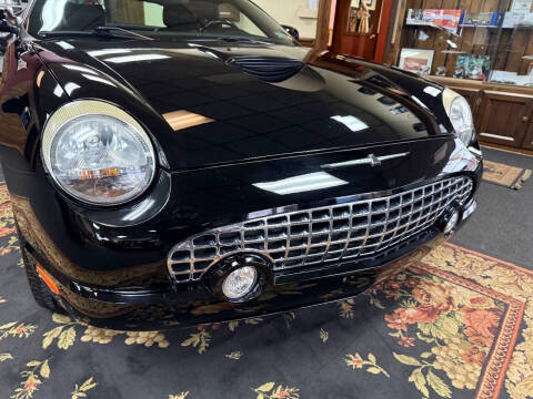 2004 Ford Thunderbird Deluxe