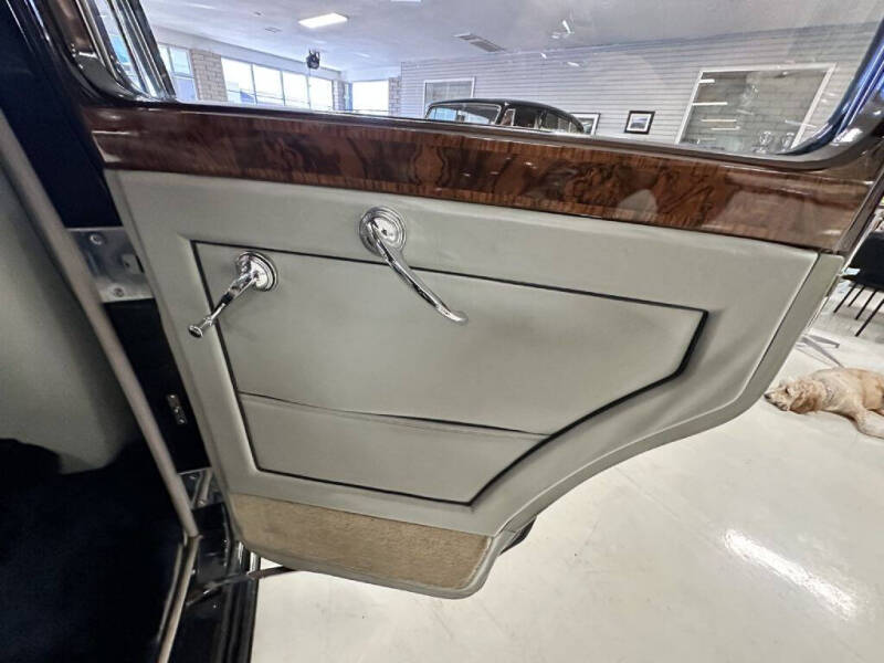 1954 Rolls-Royce Silver Dawn