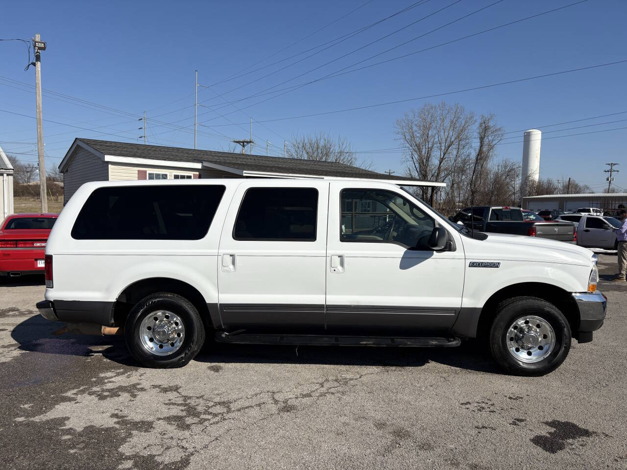 White 2002 Ford Excursion XLT XLT 2WD 4dr SUV 1
