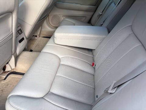 2011 Cadillac DTS Premium Collection