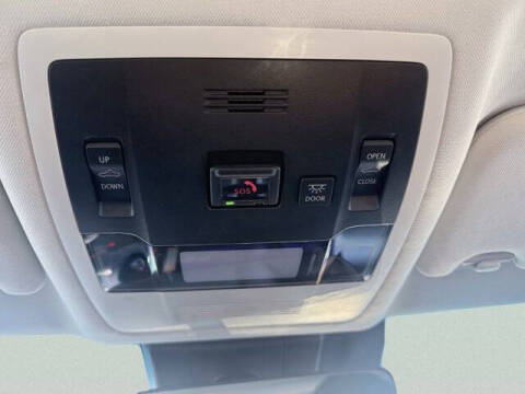 2025 Lexus ES 300h F SPORT Design