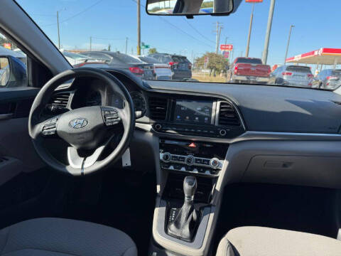 2020 Hyundai Elantra