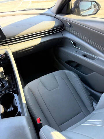 2022 Hyundai Elantra