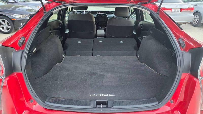 2018 Toyota Prius Two