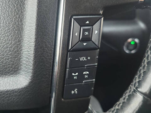 2017 Lincoln Navigator Select