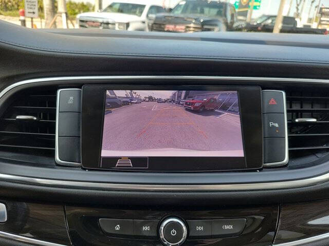 2020 Buick Enclave Essence