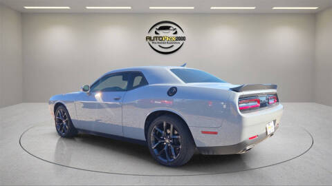 2022 Dodge Challenger SXT