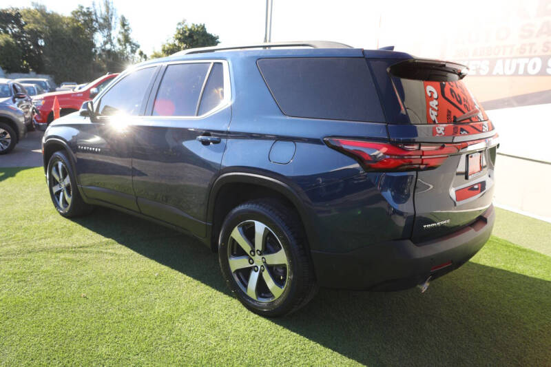 2022 Chevrolet Traverse LT Leather