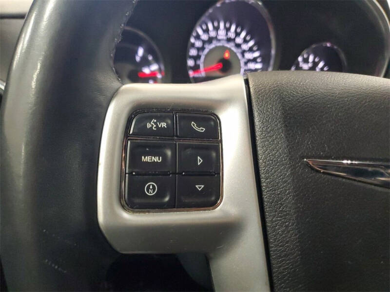 2012 Chrysler 200 Limited