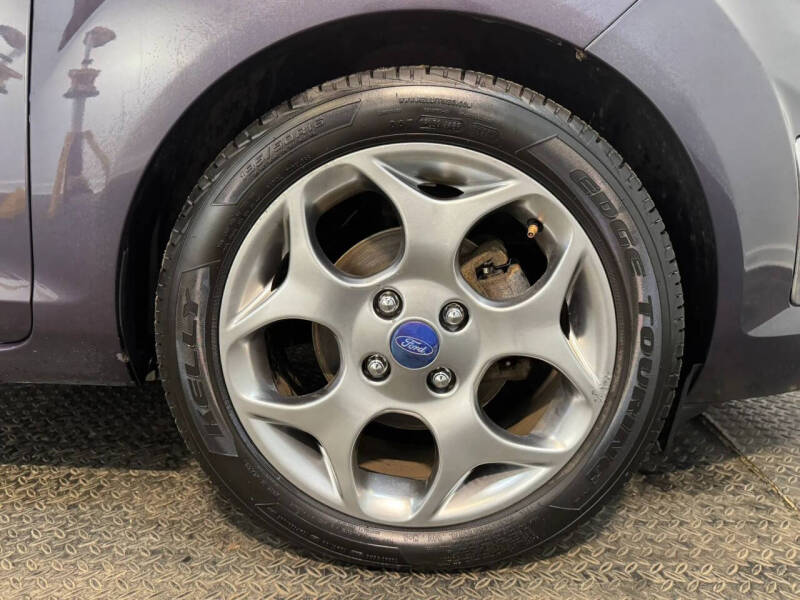 2012 Ford Fiesta SES