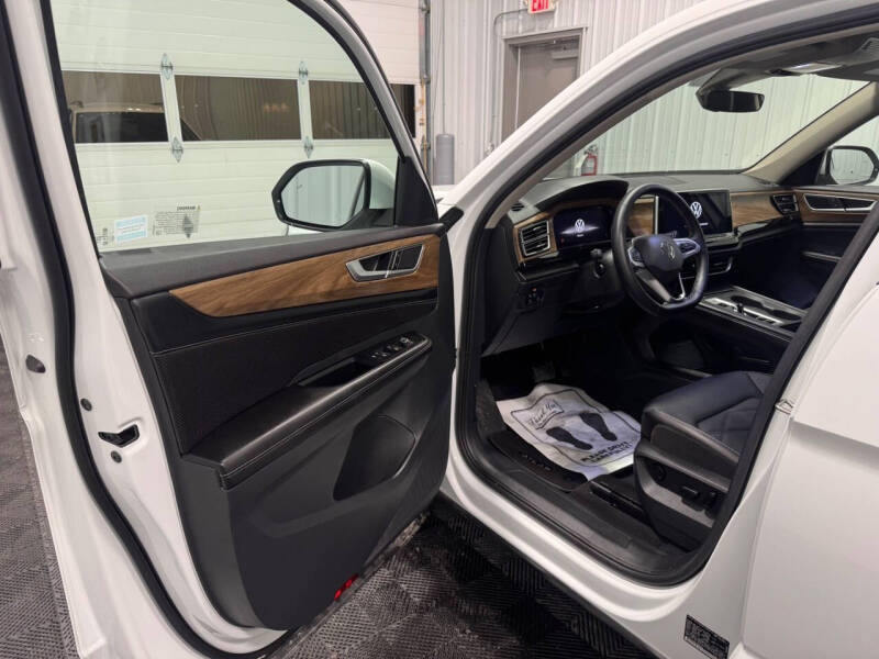 2024 Volkswagen Atlas SE 4Motion