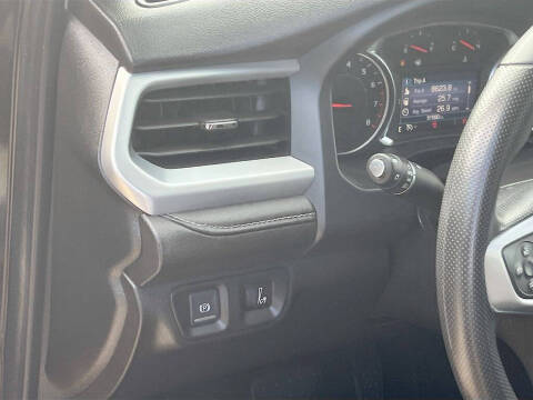 2022 GMC Acadia SLE