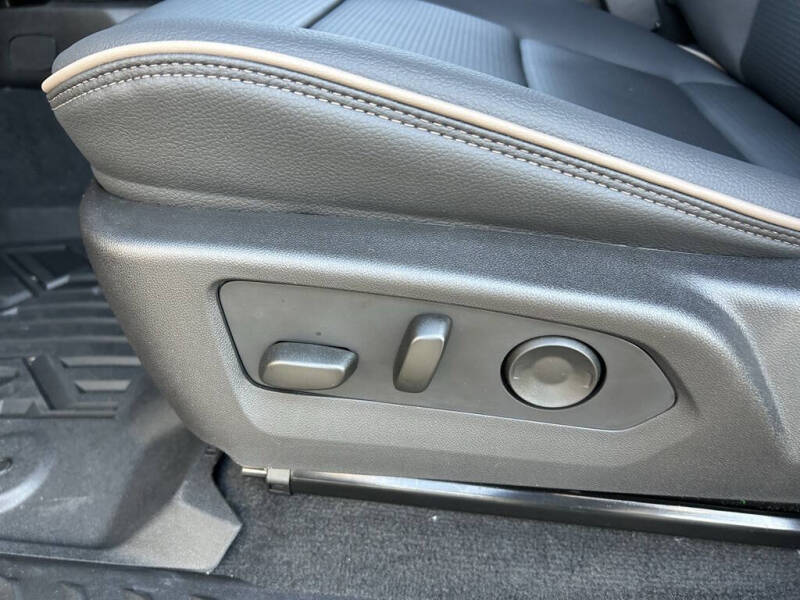 2025 GMC Canyon Denali