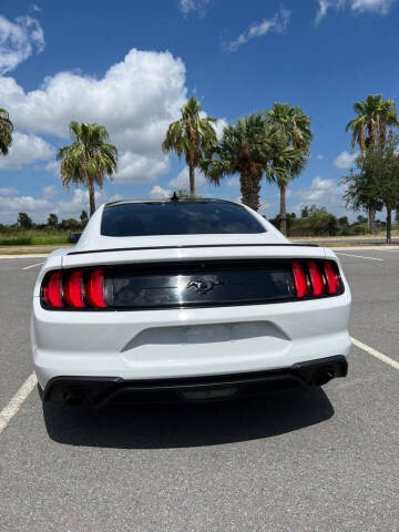 2020 Ford Mustang EcoBoost