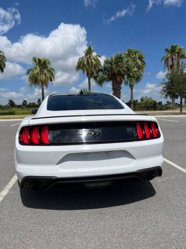2020 Ford Mustang EcoBoost