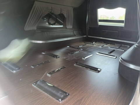 2011 Cadillac DTS Pro Funeral Coach