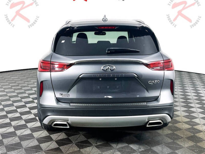 2022 Infiniti QX50 Essential
