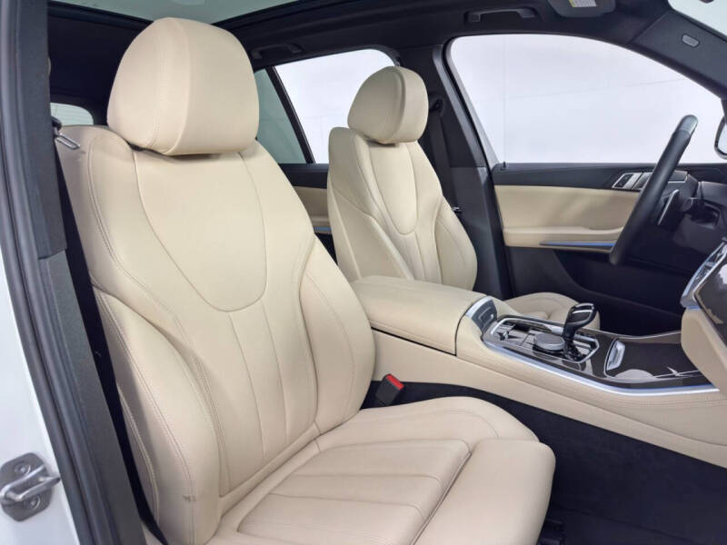 2022 BMW X5 xDrive45e