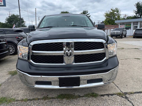2017 RAM 1500 SLT