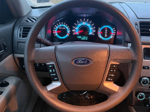 2012 Ford Fusion SE