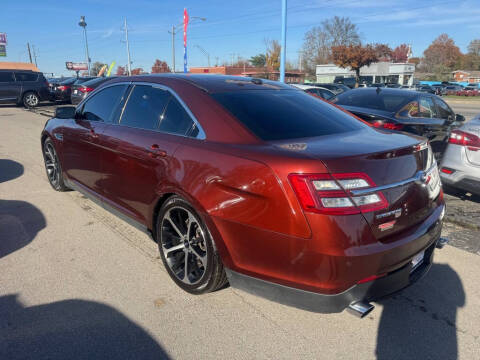 2015 Ford Taurus SEL