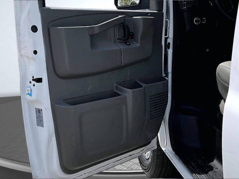 2021 Chevrolet Express 2500