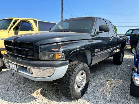 1999 Dodge Ram 2500 for sale at FIREBALL MOTORS LLC in Lowellville OH