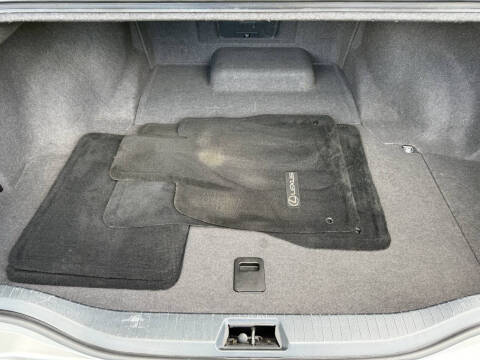 2005 Lexus LS 430