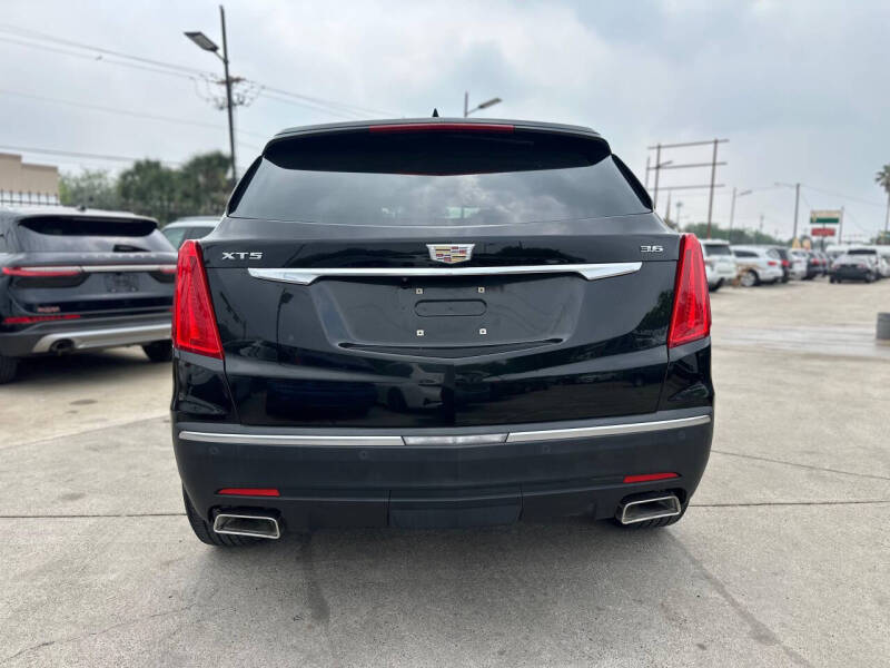 2017 Cadillac XT5