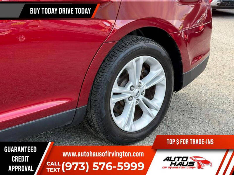 2014 Ford Taurus SEL