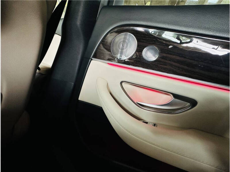 2019 Mercedes-Benz E-Class E 300