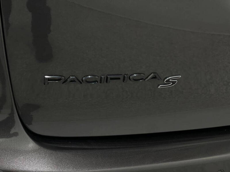 2020 Chrysler Pacifica Launch Edition
