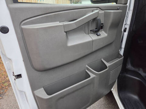 2021 Chevrolet Express 2500