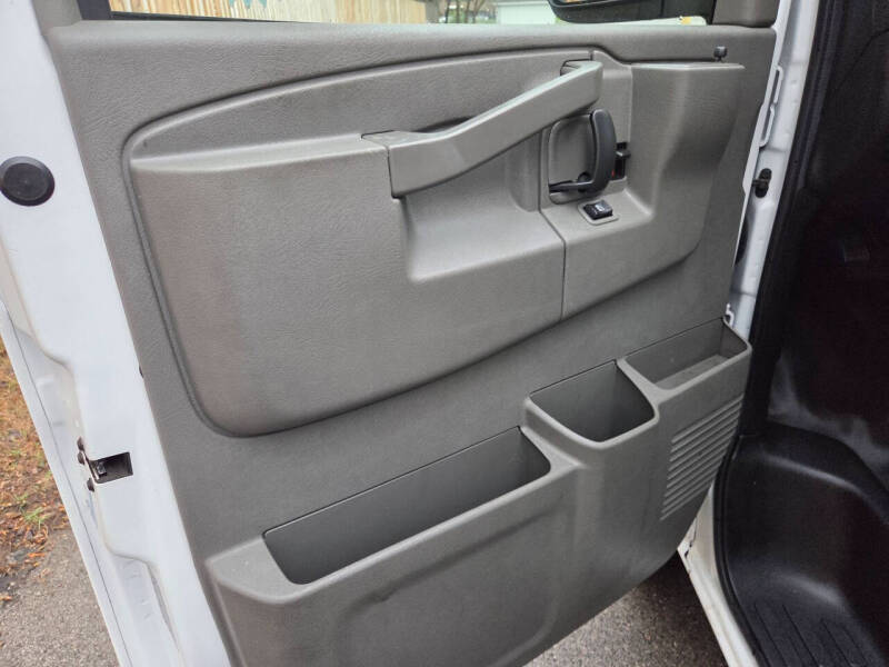 2021 Chevrolet Express 2500