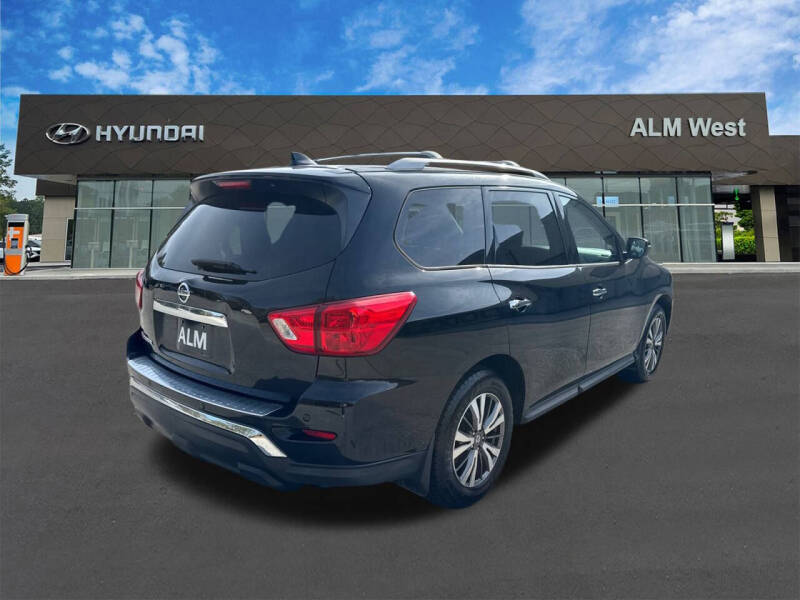 2020 Nissan Pathfinder S