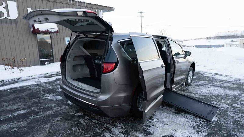 2018 Chrysler Pacifica Touring Plus