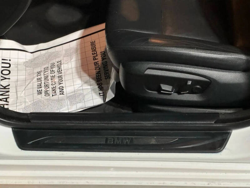 2015 BMW 5 Series 528i