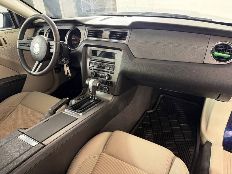 2011 Ford Mustang