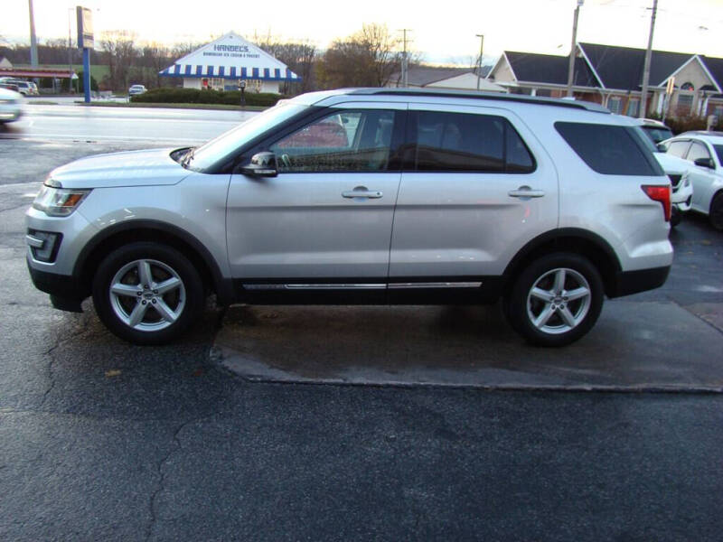 2017 Ford Explorer XLT