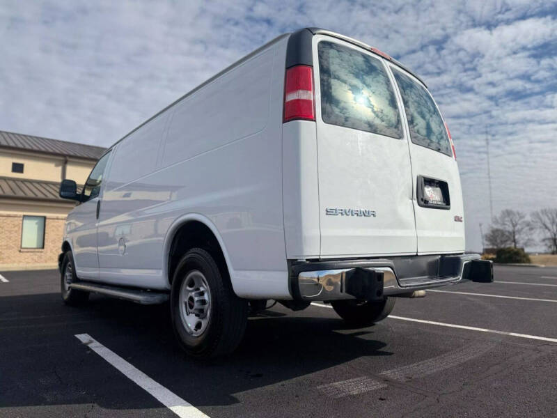 2018 GMC Savana 2500