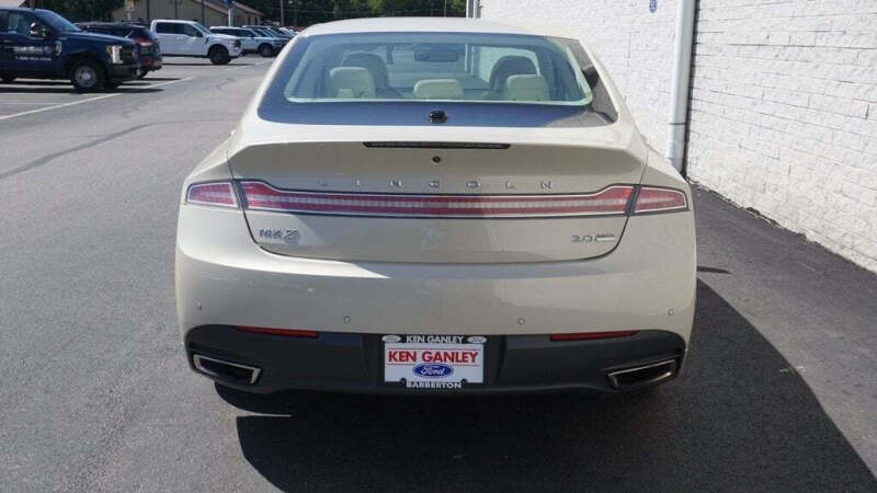 2014 Lincoln MKZ