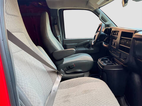 2024 Chevrolet Express 2500