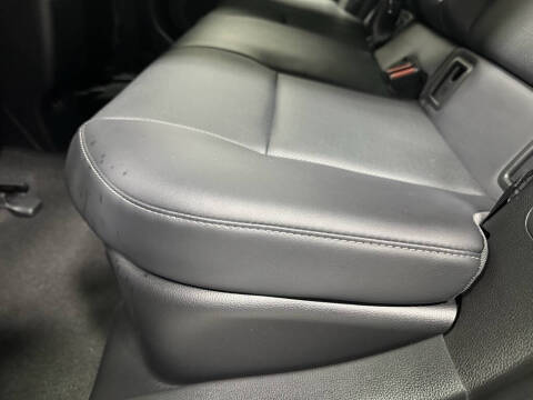 2025 Toyota Prius XLE