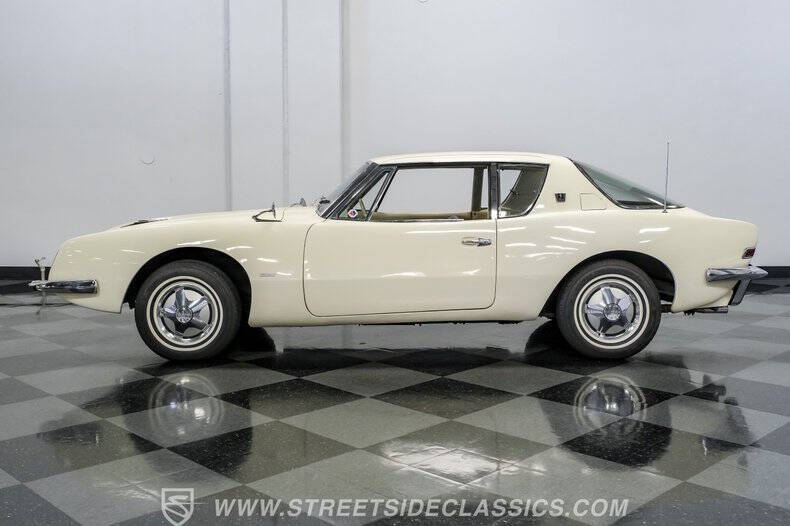 1963 Studebaker Avanti