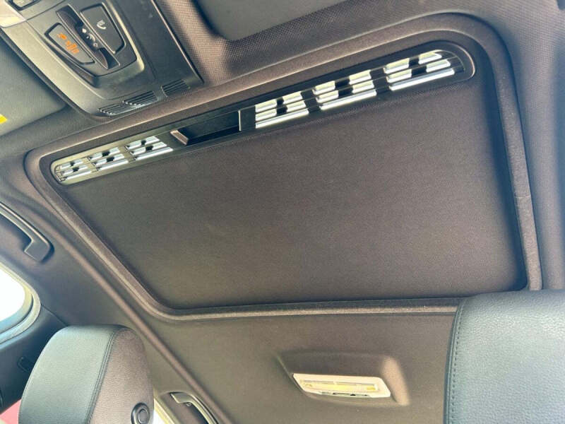 2018 BMW 3 Series 330i