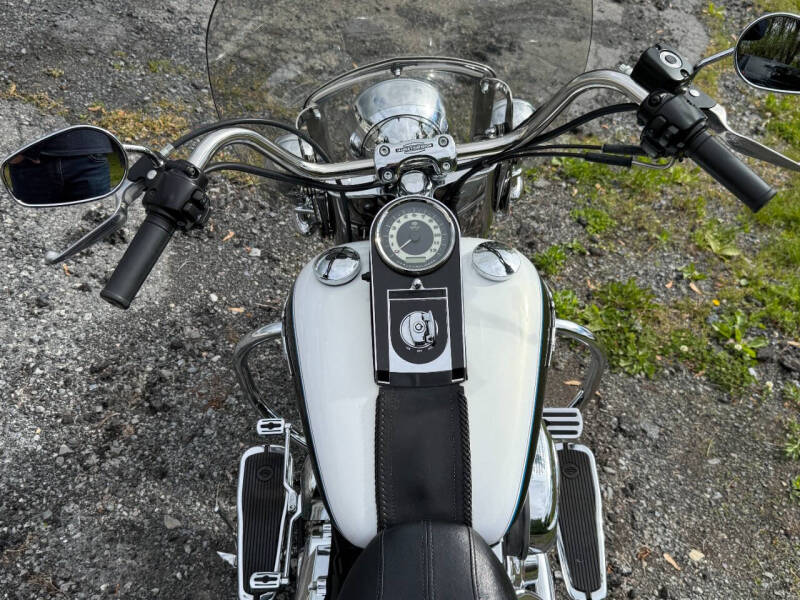 2009 Harley-Davidson Softail Deluxe
