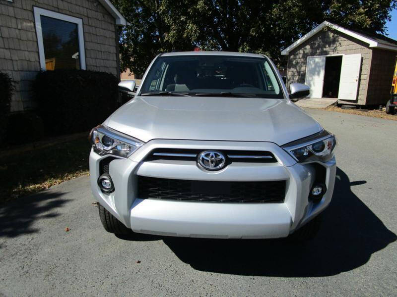 2024 Toyota 4Runner SR5