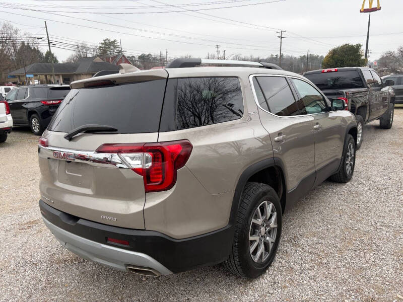 2023 GMC Acadia SLT