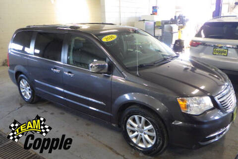 2016 Chrysler Town and Country for sale at Copple Chevrolet GMC Inc - COPPLE CARS PLATTSMOUTH in Plattsmouth NE